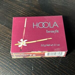 Hoola Benefit bronzer brand new in package- Sample